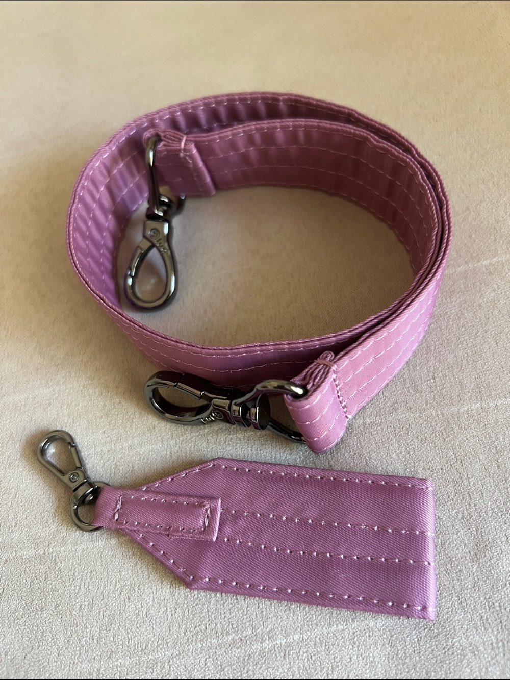 NWOT Lug Shoulder Strap & Puller in Moonberry